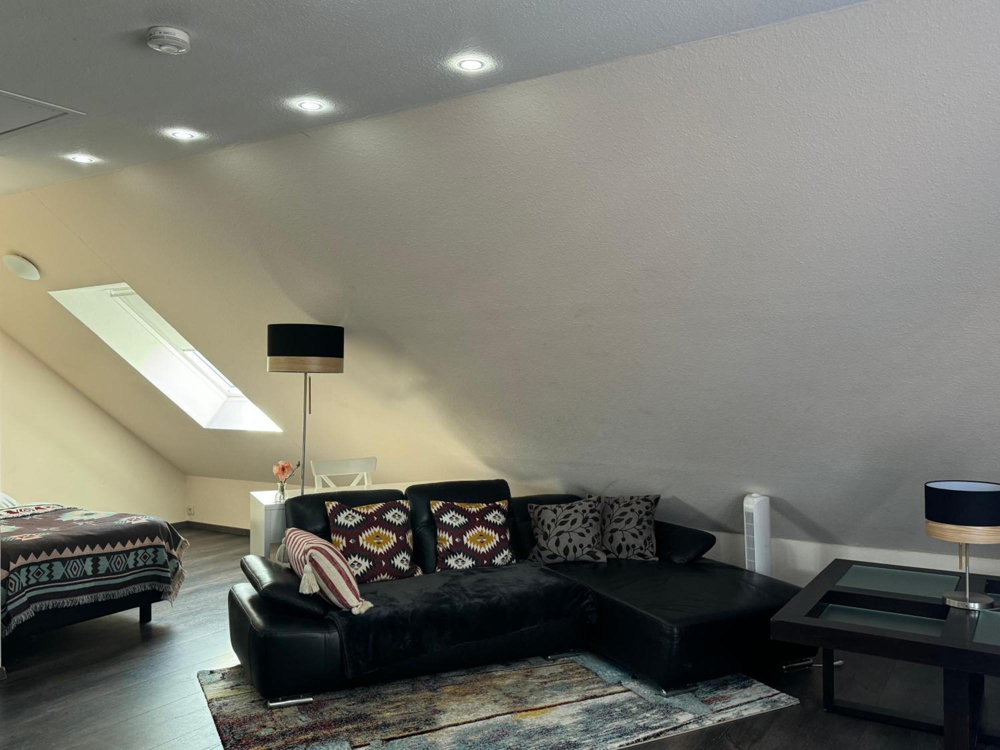 Modern House Gehrden Auf 2 Etagen, Nice Garten, Barbecue, Contactless Check-In, Free Parking Exterior foto