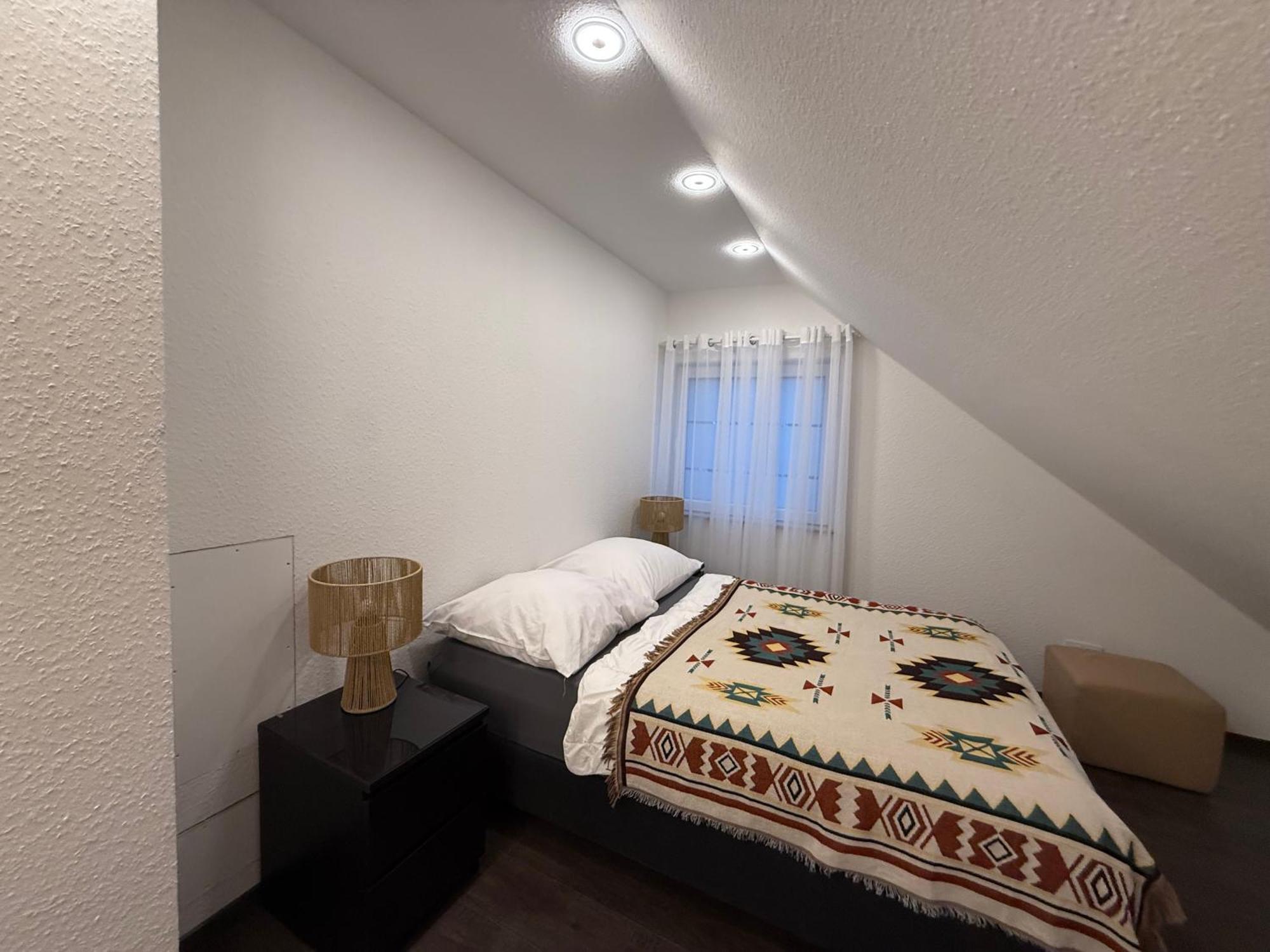 Modern House Gehrden Auf 2 Etagen, Nice Garten, Barbecue, Contactless Check-In, Free Parking Exterior foto